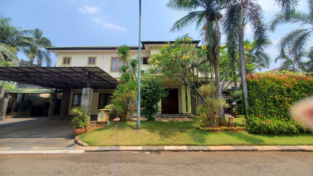 Rumah Mewah Cibubur Kota Wisata